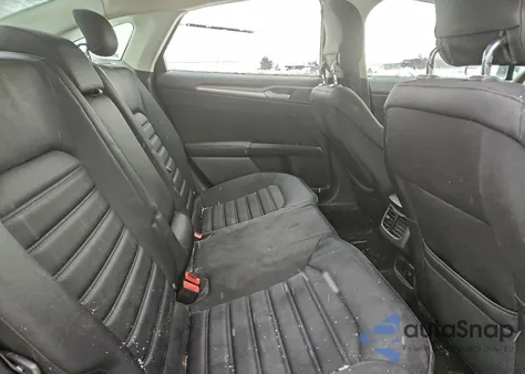 2013 Ford Fusion Se Hybrid z USA, uszkodzony, nr VIN 3FA6P0LUXDR162055